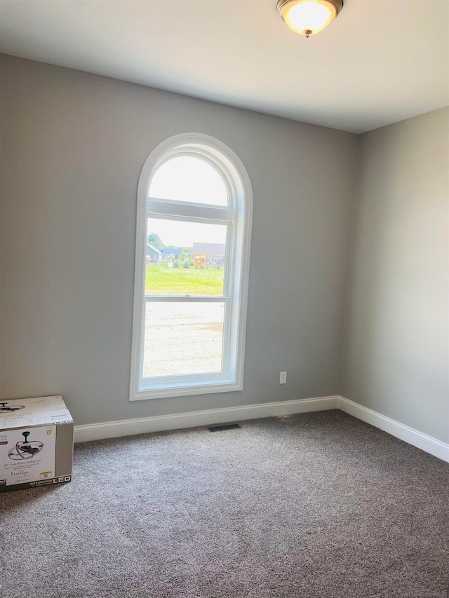 empty room with carpet