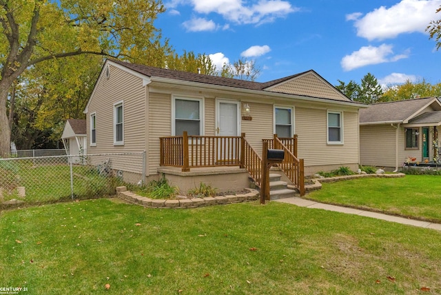 view of front of house with a front yard