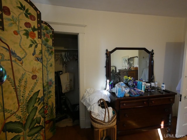 bedroom featuring a closet