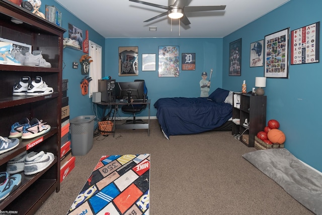 carpeted bedroom featuring ceiling fan