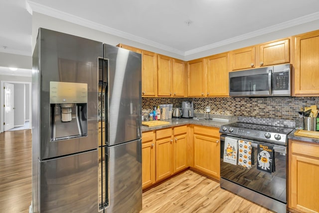 kitchen with tasteful backsplash, stone countertops, light hardwood / wood-style floors, stainless steel appliances, and ornamental molding