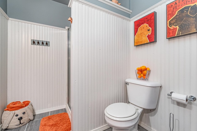 bathroom featuring toilet