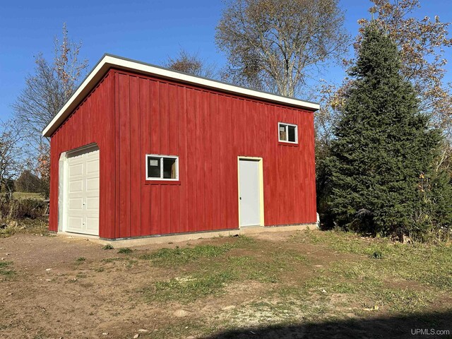 11881 N Junet Rd, Ironwood, MI 49938 - view of outdoor structure with an outdoor structure