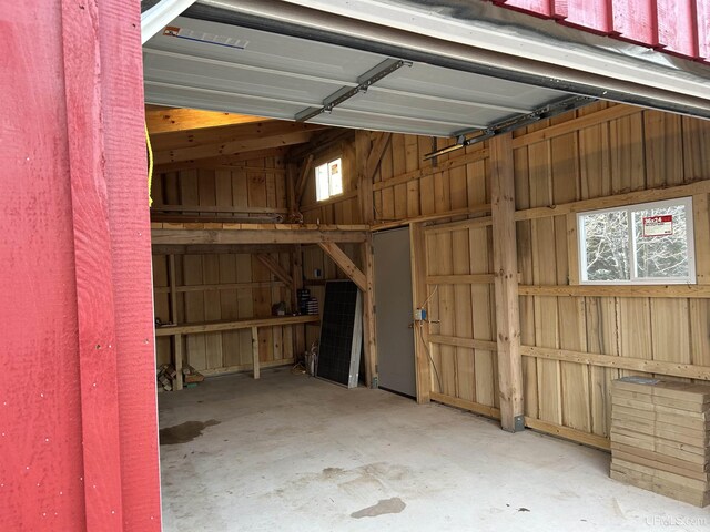 11881 N Junet Rd, Ironwood, MI 49938 - view of garage