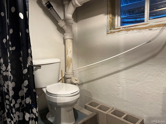 bathroom with toilet