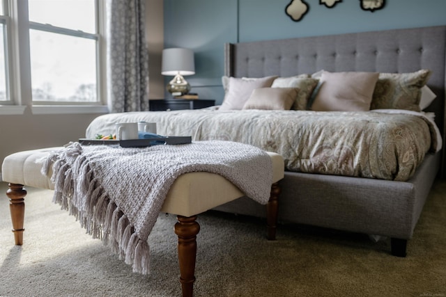 bedroom with carpet flooring