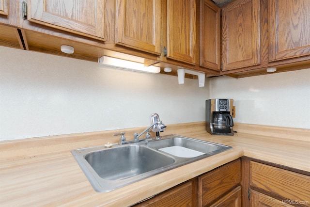 kitchen featuring sink