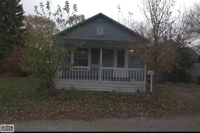 view of front of property with a porch