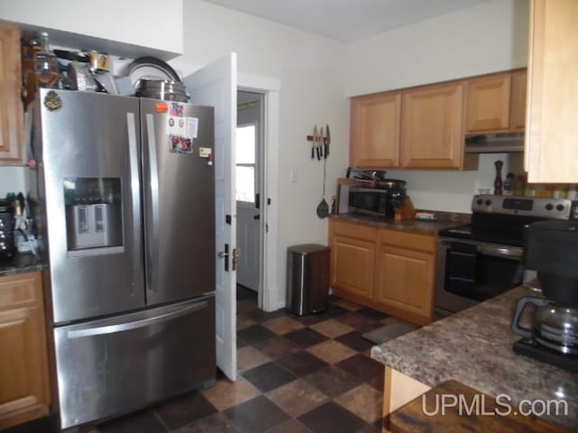 kitchen featuring stainless steel appliances