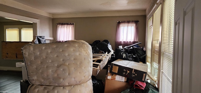 9534 Littlefield St, Detroit, MI 48227 - sitting room featuring wood finished floors