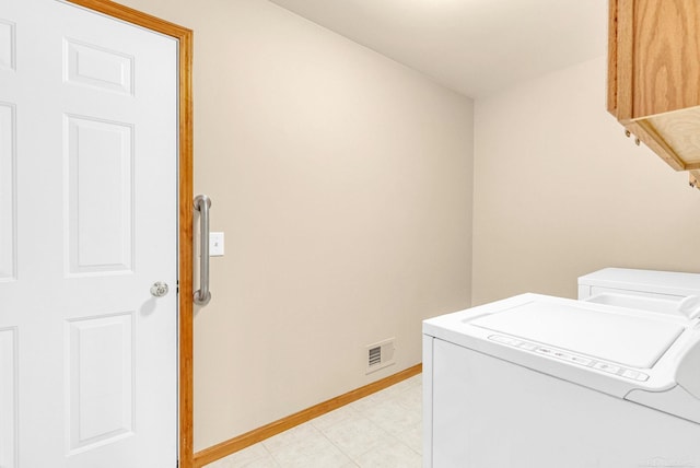 laundry area featuring washer and clothes dryer