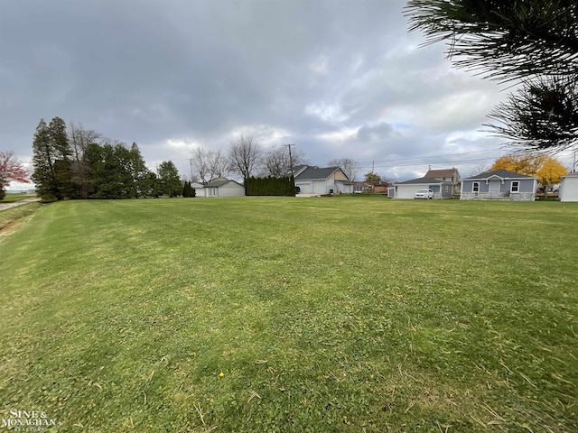 8637 Dixie Hwy, Fair Haven, MI 48023