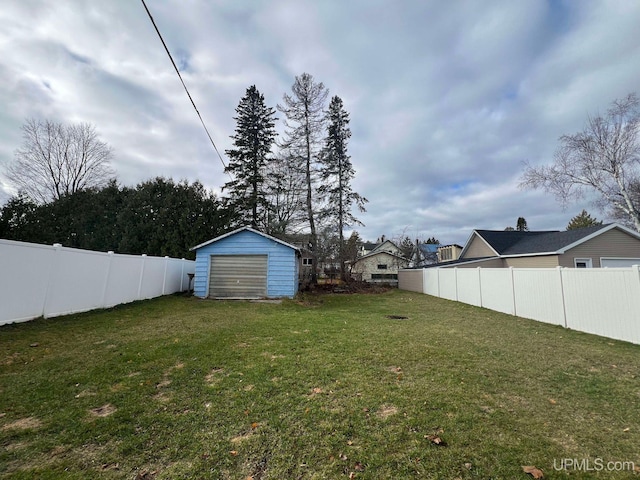 view of yard with a storage shed