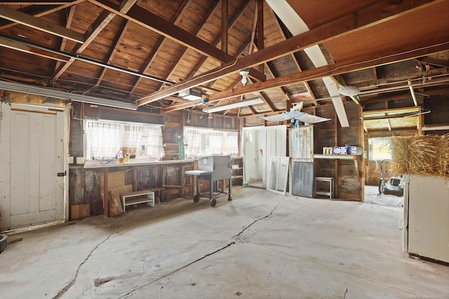 310 S Main St, Vassar, MI 48768 - misc room featuring vaulted ceiling
