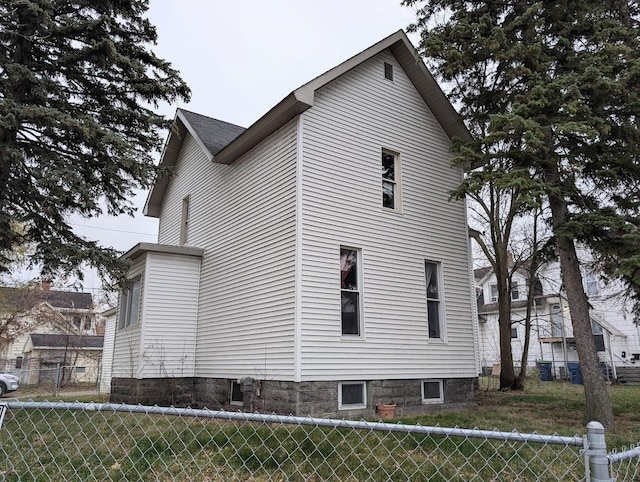 view of home's exterior