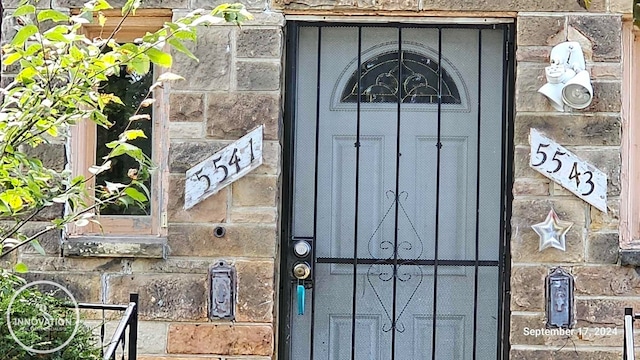 view of doorway to property