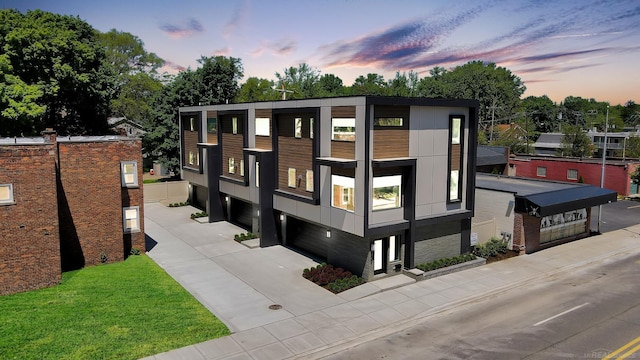 modern home featuring driveway