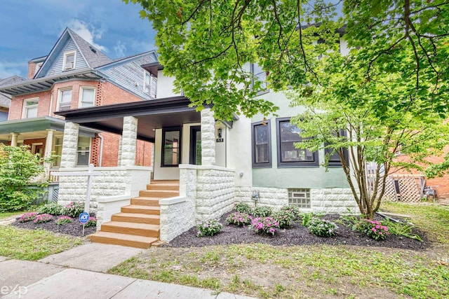 view of front of house with covered porch