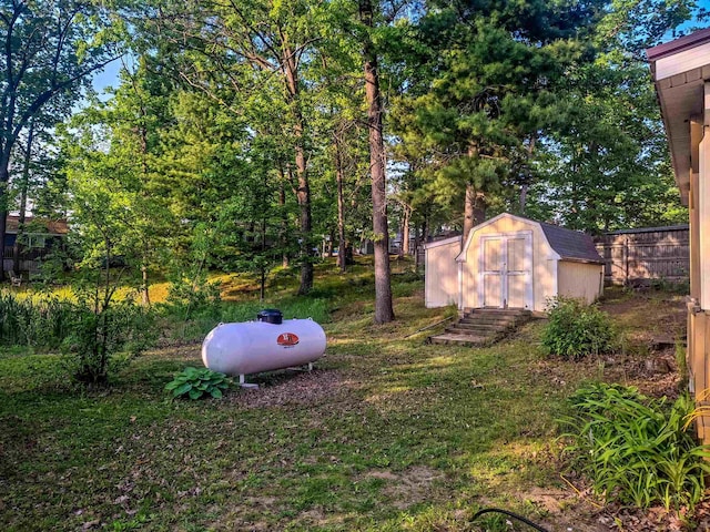 6741 Carpenter Rd, Harrison, MI 48625 - view of yard