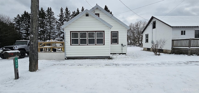 view of front of house