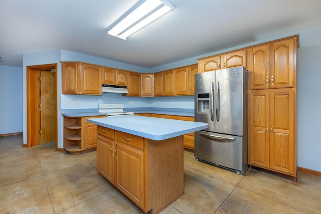 kitchen featuring a textured ceiling, a center island, stainless steel refrigerator with ice dispenser, and white electric range