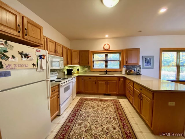 N10006 Shore Dr, Au Train, MI 49806 - dining space with sink, light hardwood / wood-style floors, and a notable chandelier