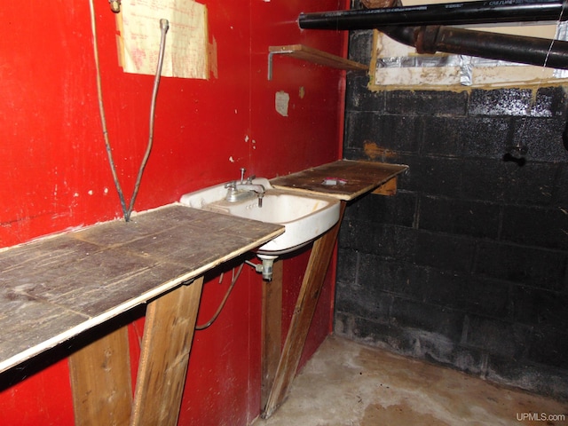 basement featuring sink