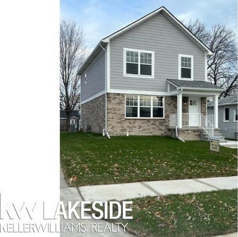 Listing photo 3 for 22009 Lakeview St, Saint Clair Shores MI 48080