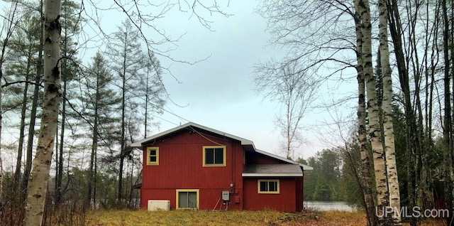 view of property exterior