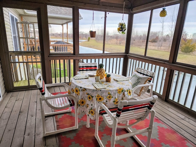 view of sunroom / solarium