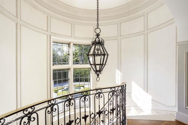 interior details with ornamental molding