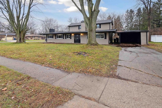 front of property featuring a front yard