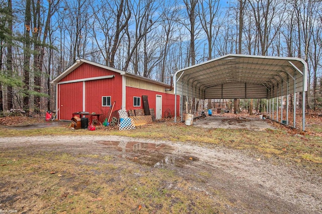 view of outdoor structure featuring a carport