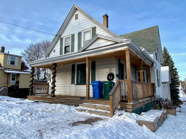 view of front of property with a porch