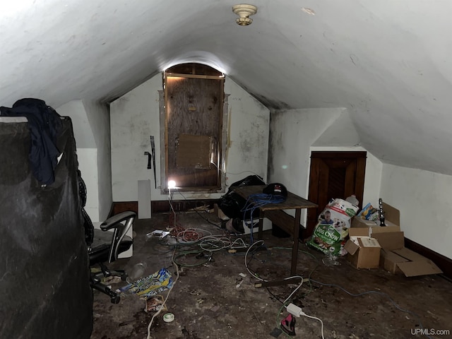 bonus room with vaulted ceiling