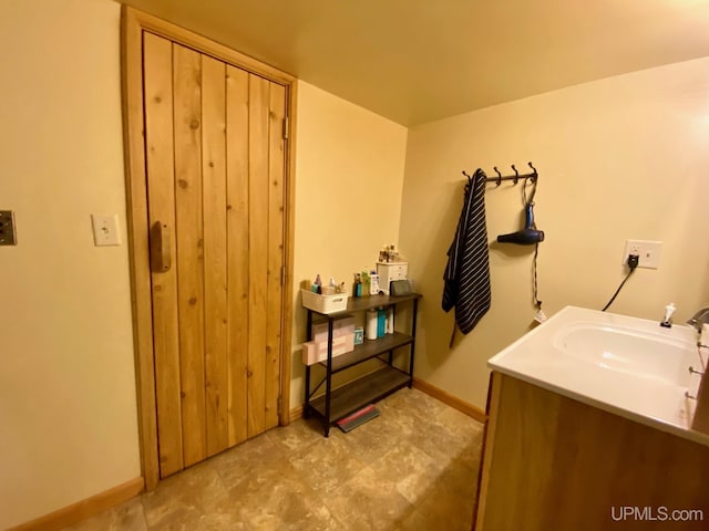 bathroom with vanity