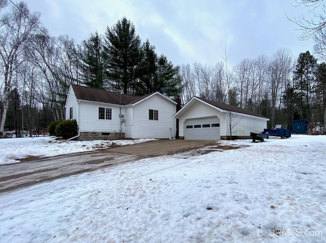 view of front of home featuring a garage