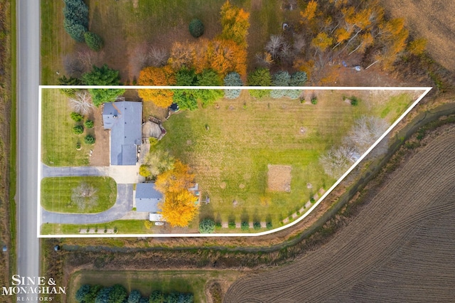 drone / aerial view with a rural view