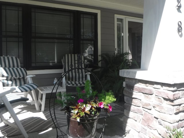 view of patio featuring covered porch