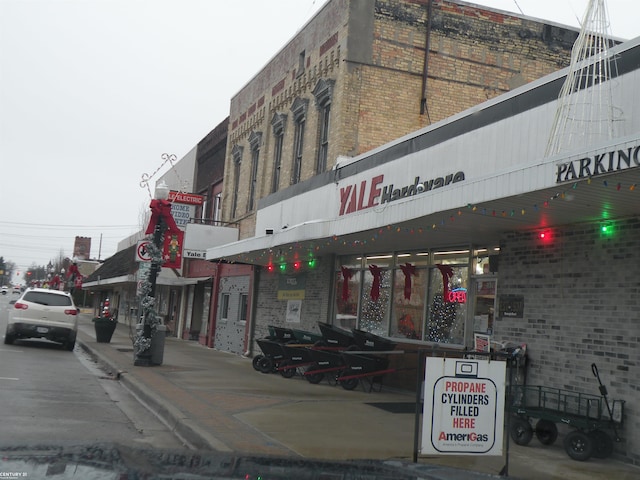 view of building exterior