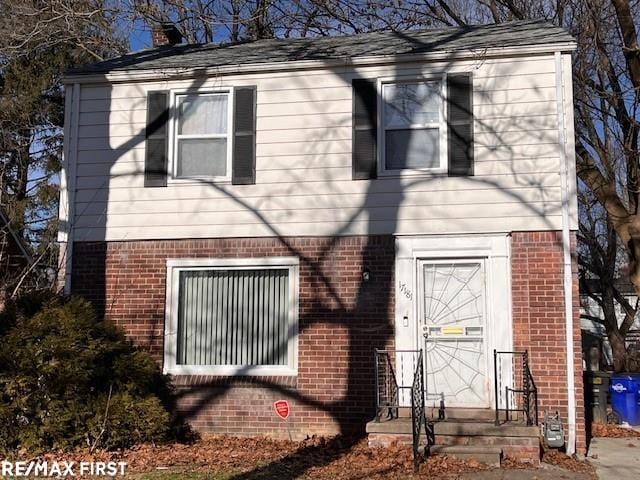 view of front of home