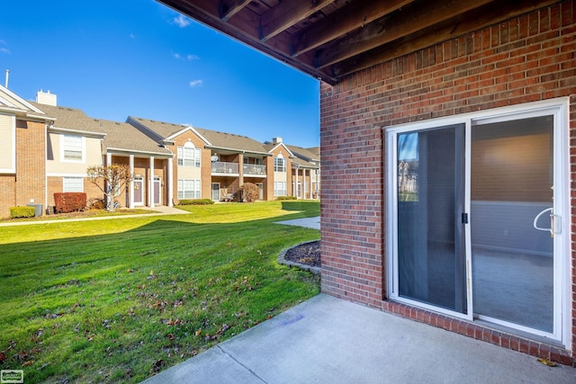 view of yard featuring central AC