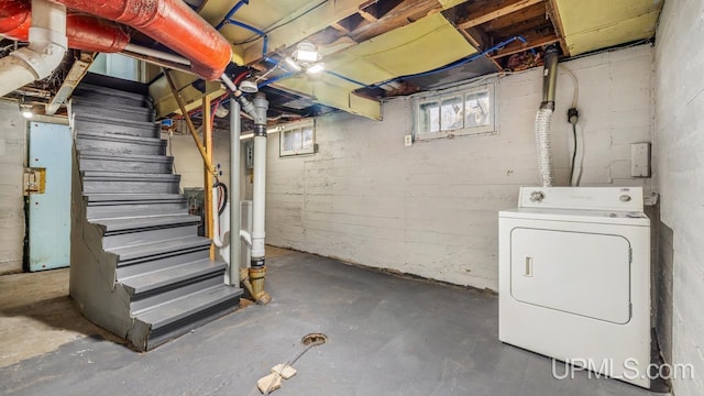 basement with washer / clothes dryer