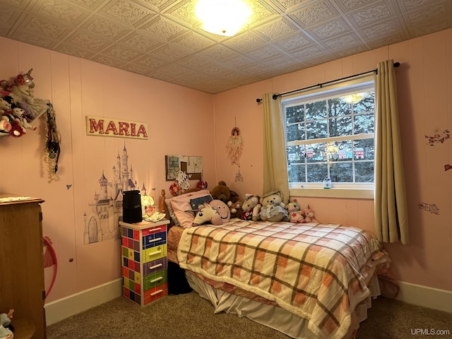 bedroom with carpet flooring