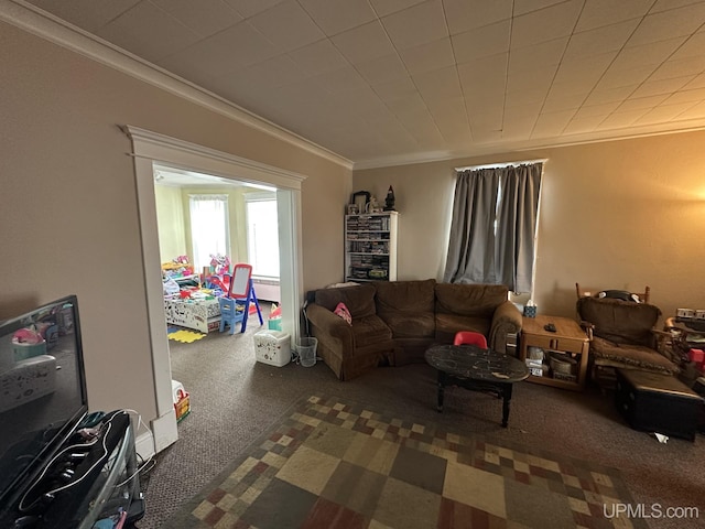 living room featuring carpet and crown molding