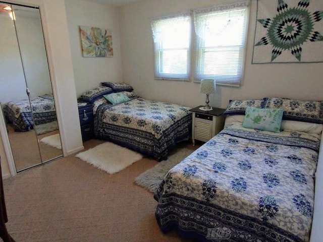 bedroom featuring carpet floors