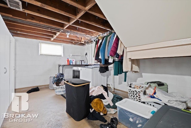 interior space featuring washing machine and dryer