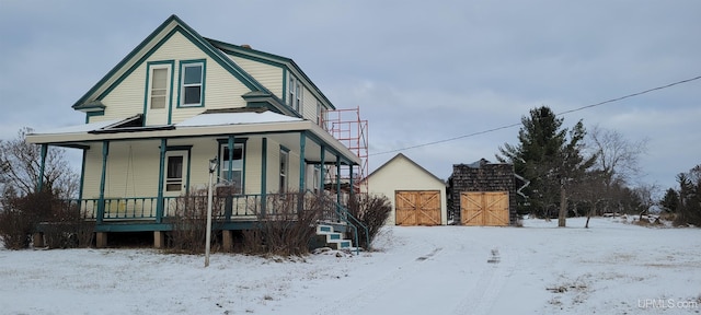 view of front of house with covered porch