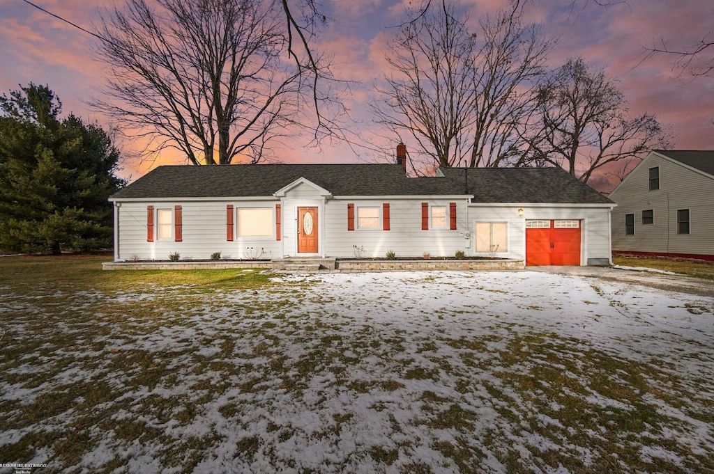 view of front of house featuring a garage