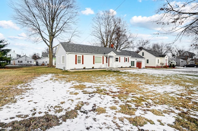 view of front of property